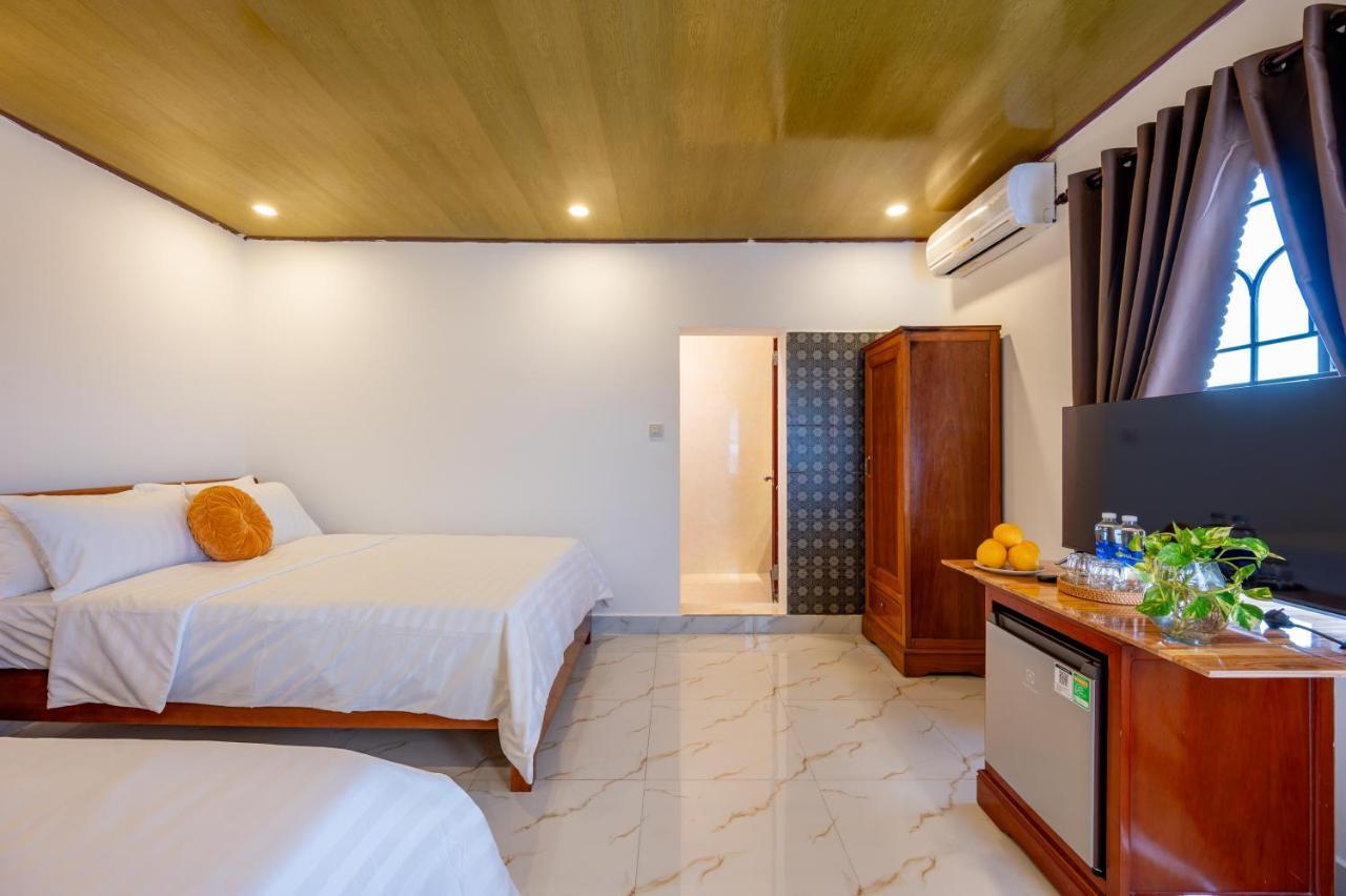 Golden Sun Hotel هوي ان المظهر الخارجي الصورة