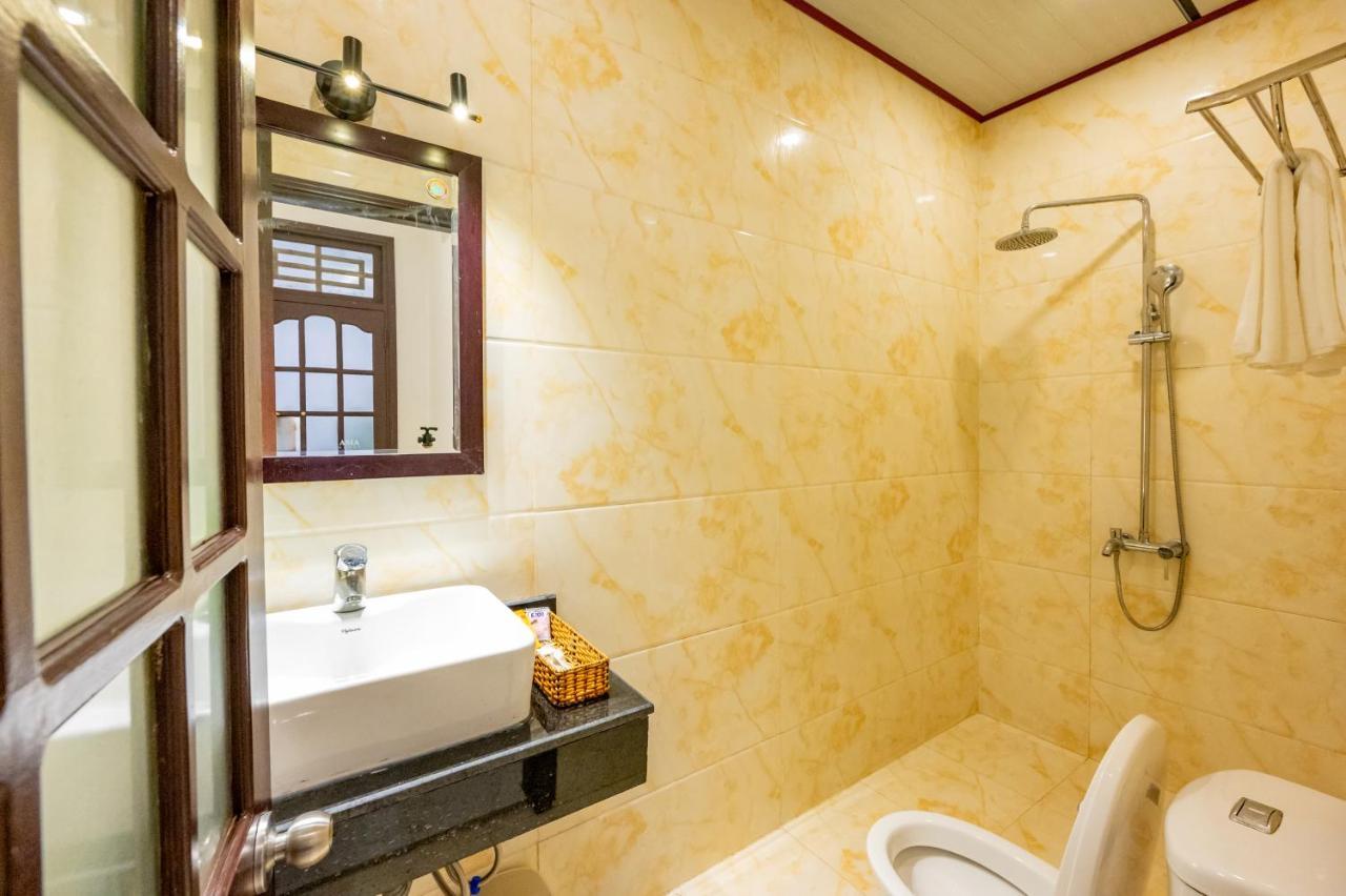 Golden Sun Hotel هوي ان المظهر الخارجي الصورة