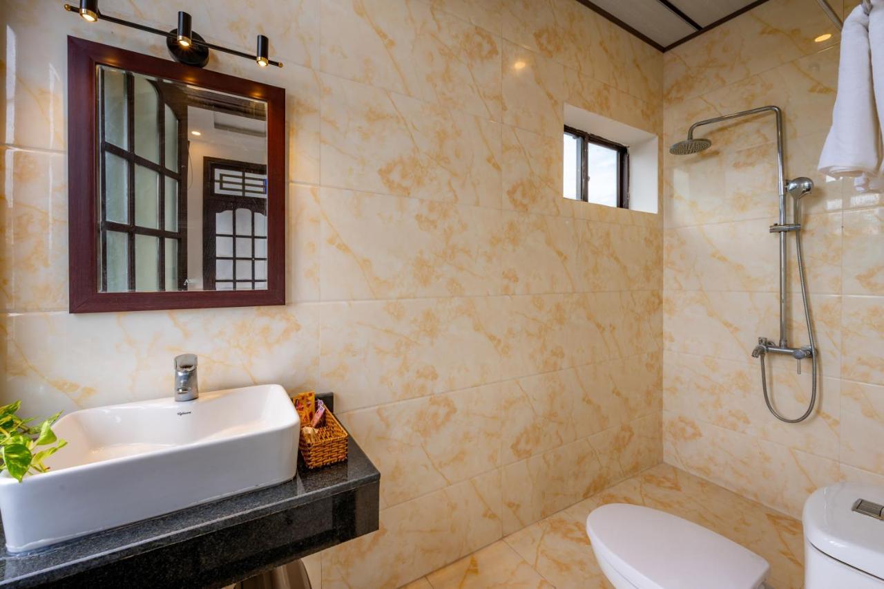 Golden Sun Hotel هوي ان المظهر الخارجي الصورة